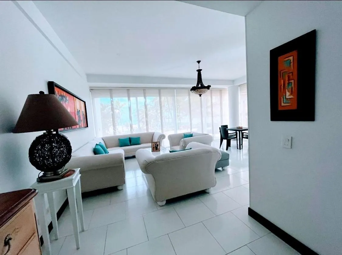 Apartment Apartamento Frente A La Playa Morros 922 Cartagena Colombia